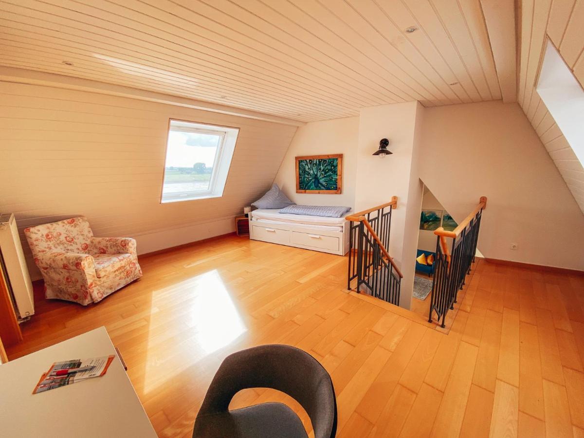 Rheinloft 3 - Grosse Giebelwohnung Mit Dachterrassen An Der Rheinpromenade Emmerich Luaran gambar